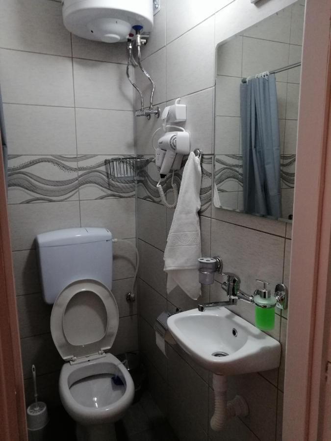 Mitic Apartmani 1 Ni Exterior foto