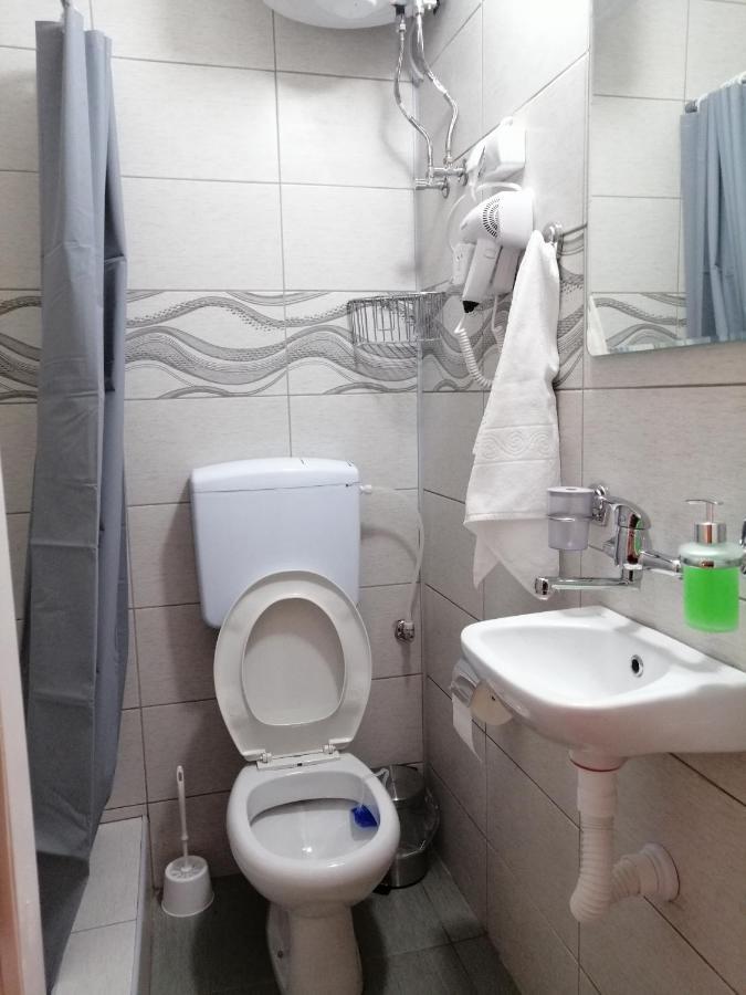 Mitic Apartmani 1 Ni Exterior foto