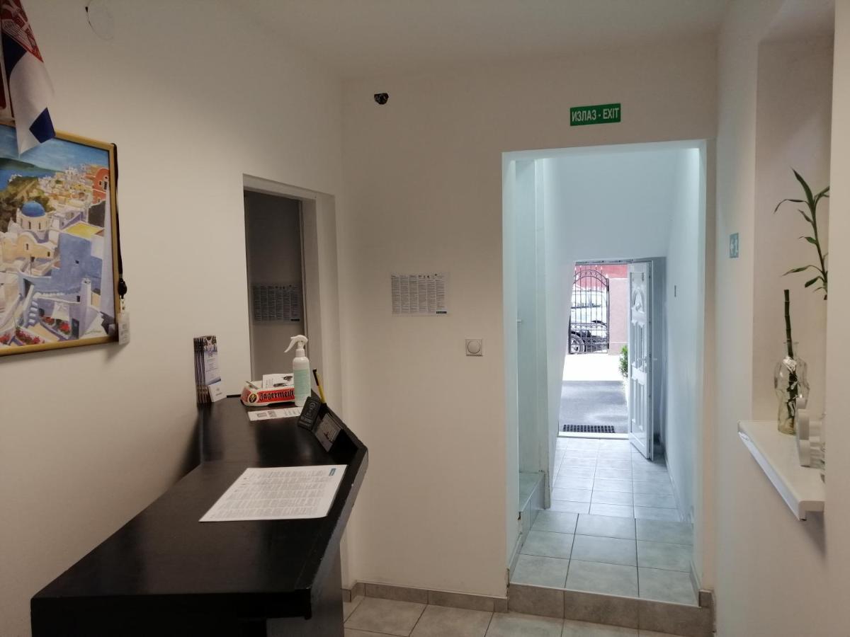 Mitic Apartmani 1 Ni Exterior foto